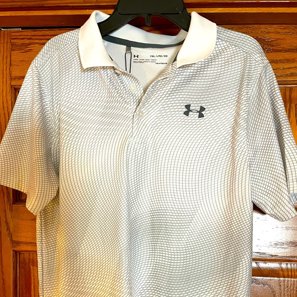 Under Armour Button Kids Shirt Size Large